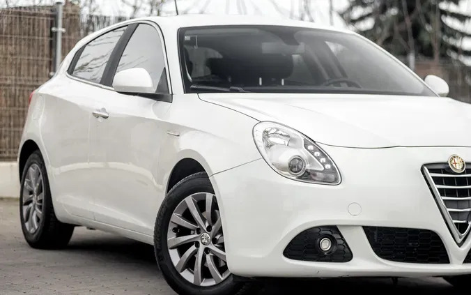 mazowieckie Alfa Romeo Giulietta cena 25600 przebieg: 208160, rok produkcji 2010 z Radom